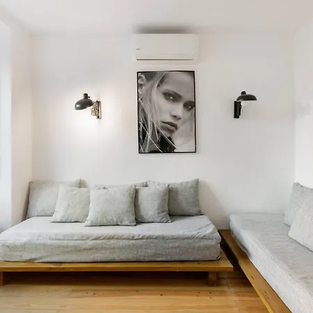My Lx Flat Castle Alfama Lisbon