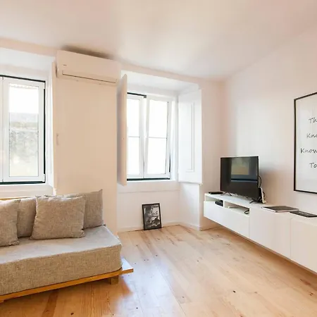 Lägenhet My Lx Flat Castle Alfama *