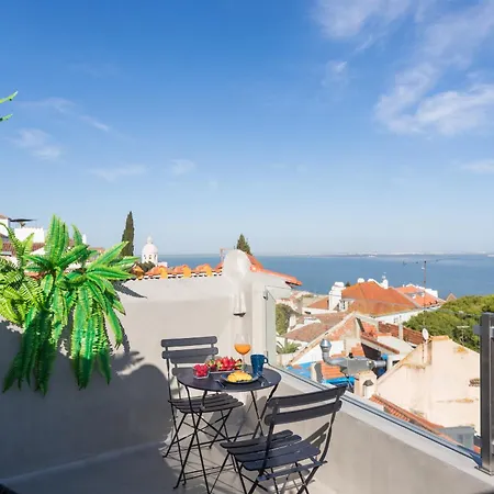 My Lx Flat Castle Alfama Апартаменти *